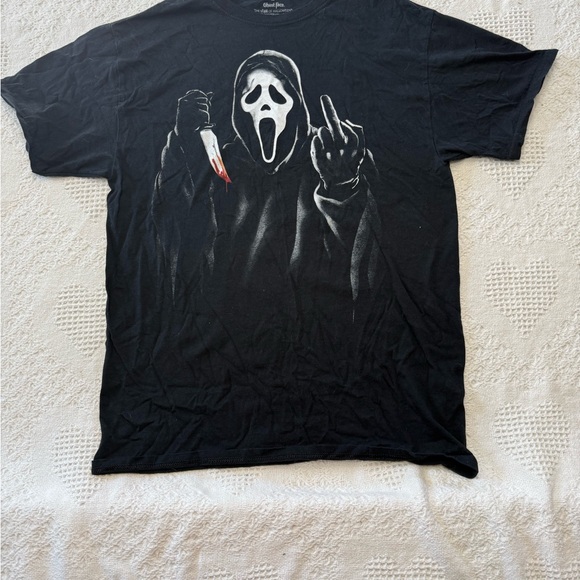 Spirit Halloween Other - Ghost Face Spirit Halloween Graphic Tee (M)